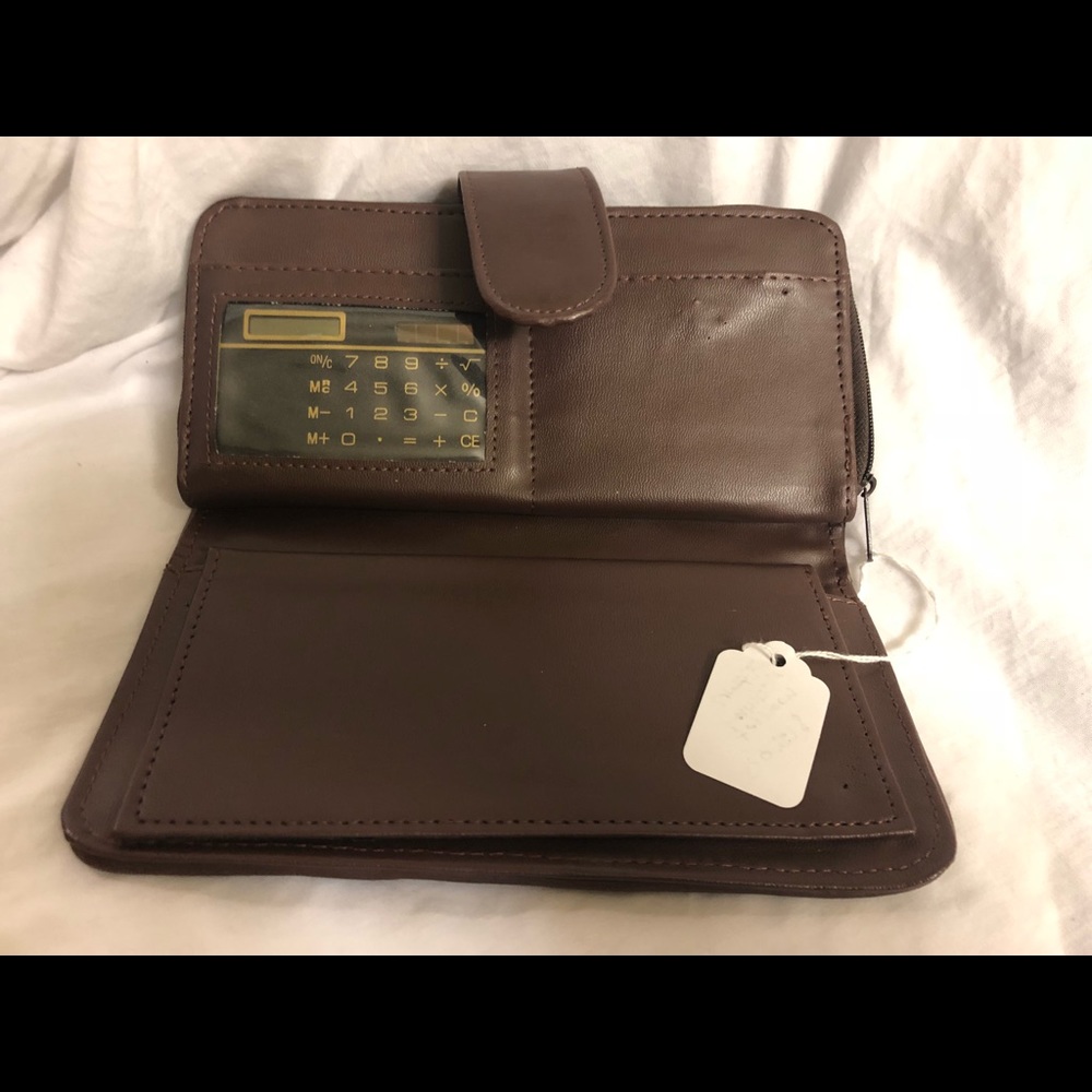 Guang Tong Brown Leather Wallet W/ Calculator